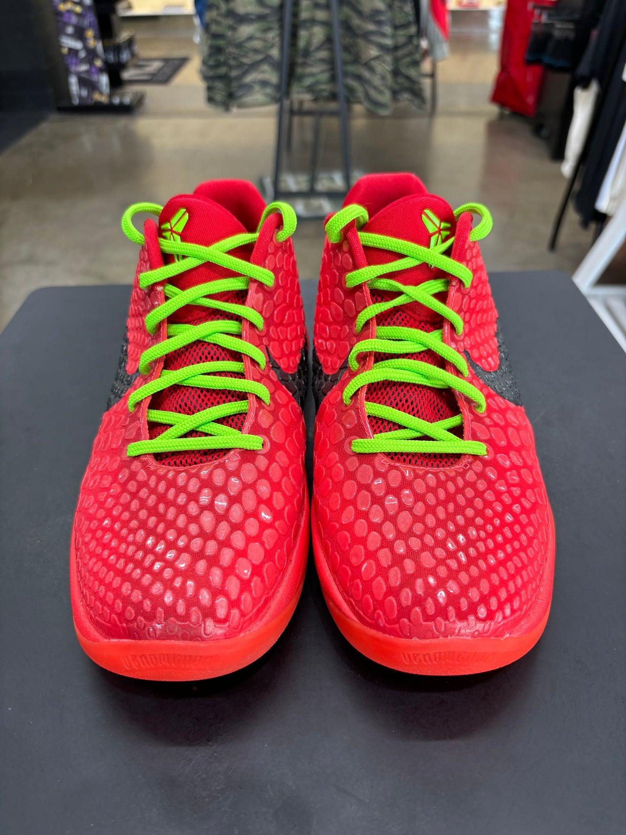 Nike Kobe 6 Proto Reverse Grinch GS Sz. 6.5Y