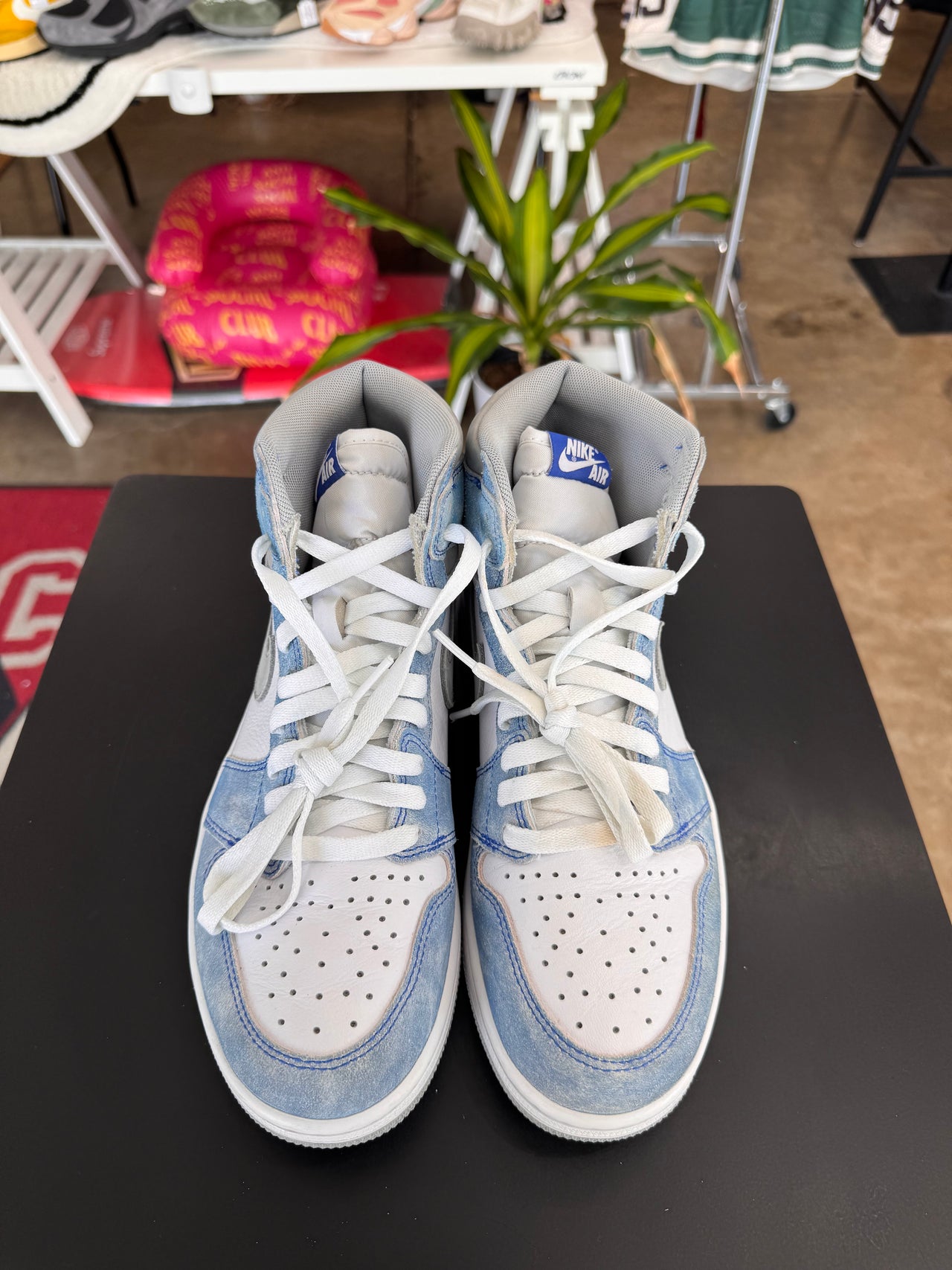 Air Jordan 1 Retro High Hyper Royal Smoke Grey (2021)