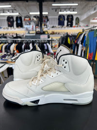 Air Jordan 5 Sail (2024)