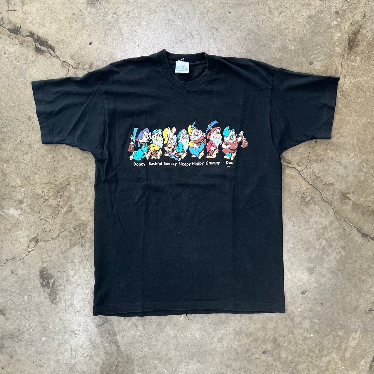90s Disney Snow White Seven Dwarves Dopey Grumpy Tee
