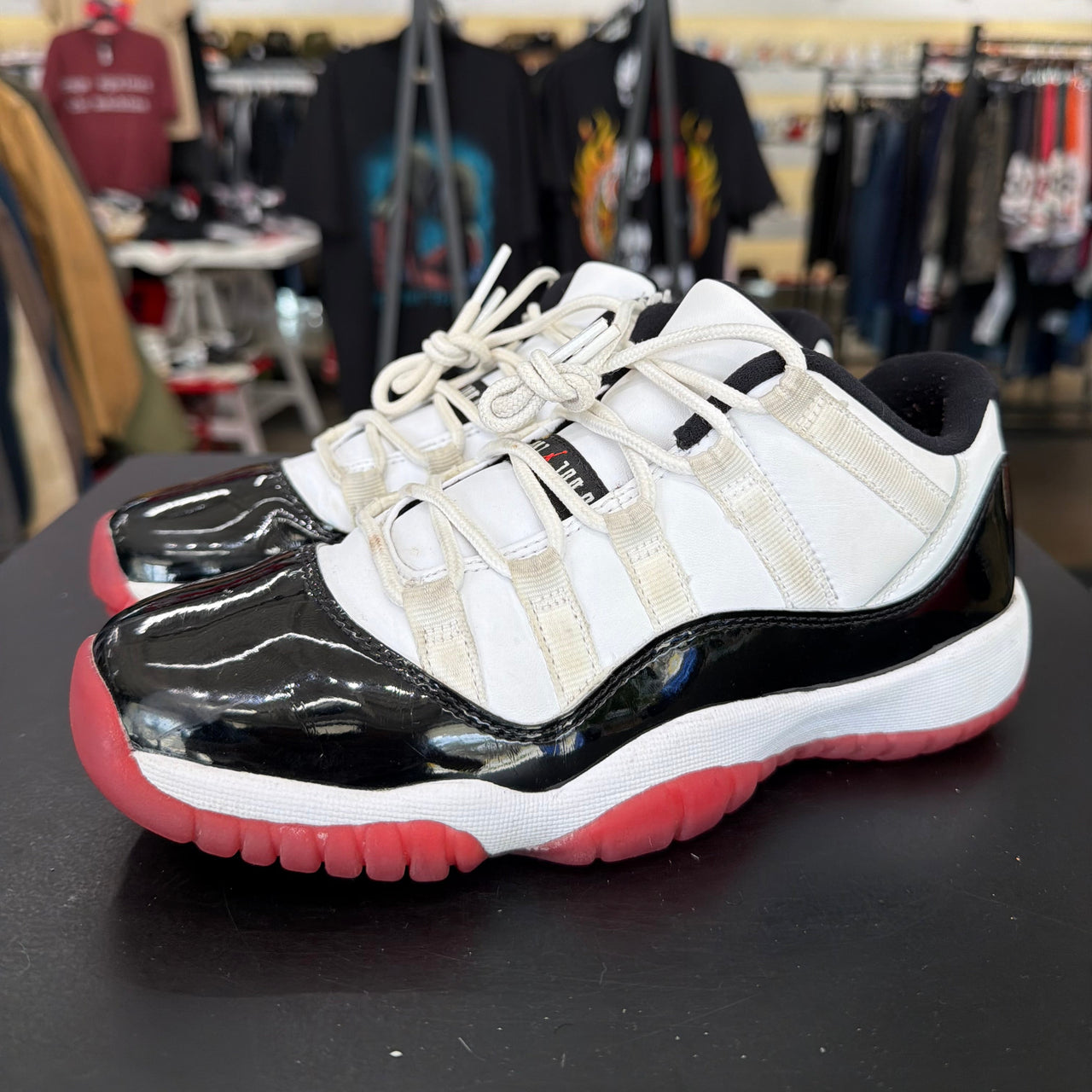 Air Jordan 11 Low Concord Bred (2020)