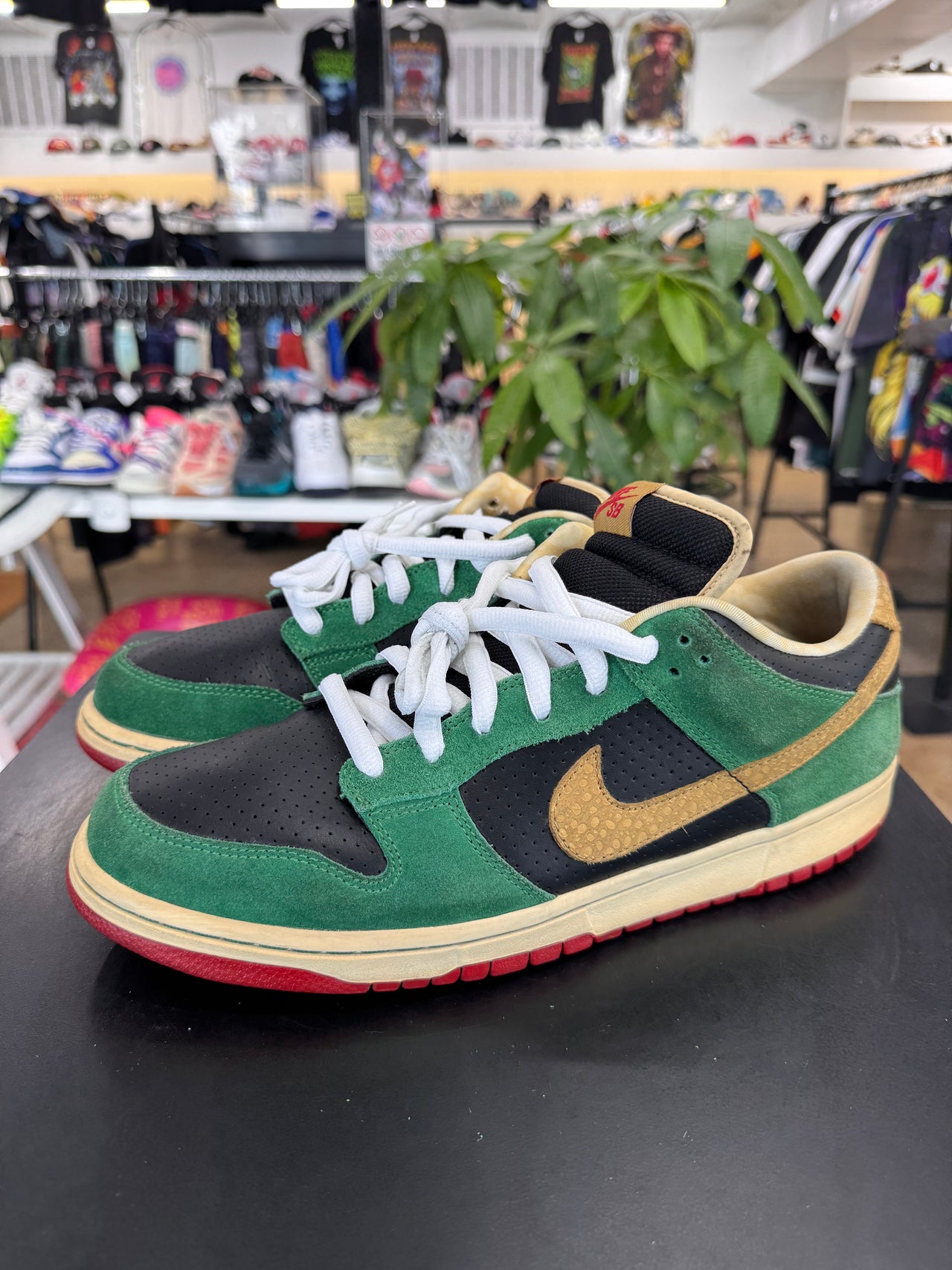 Nike SB Dunk Low Mill High Life (2010)