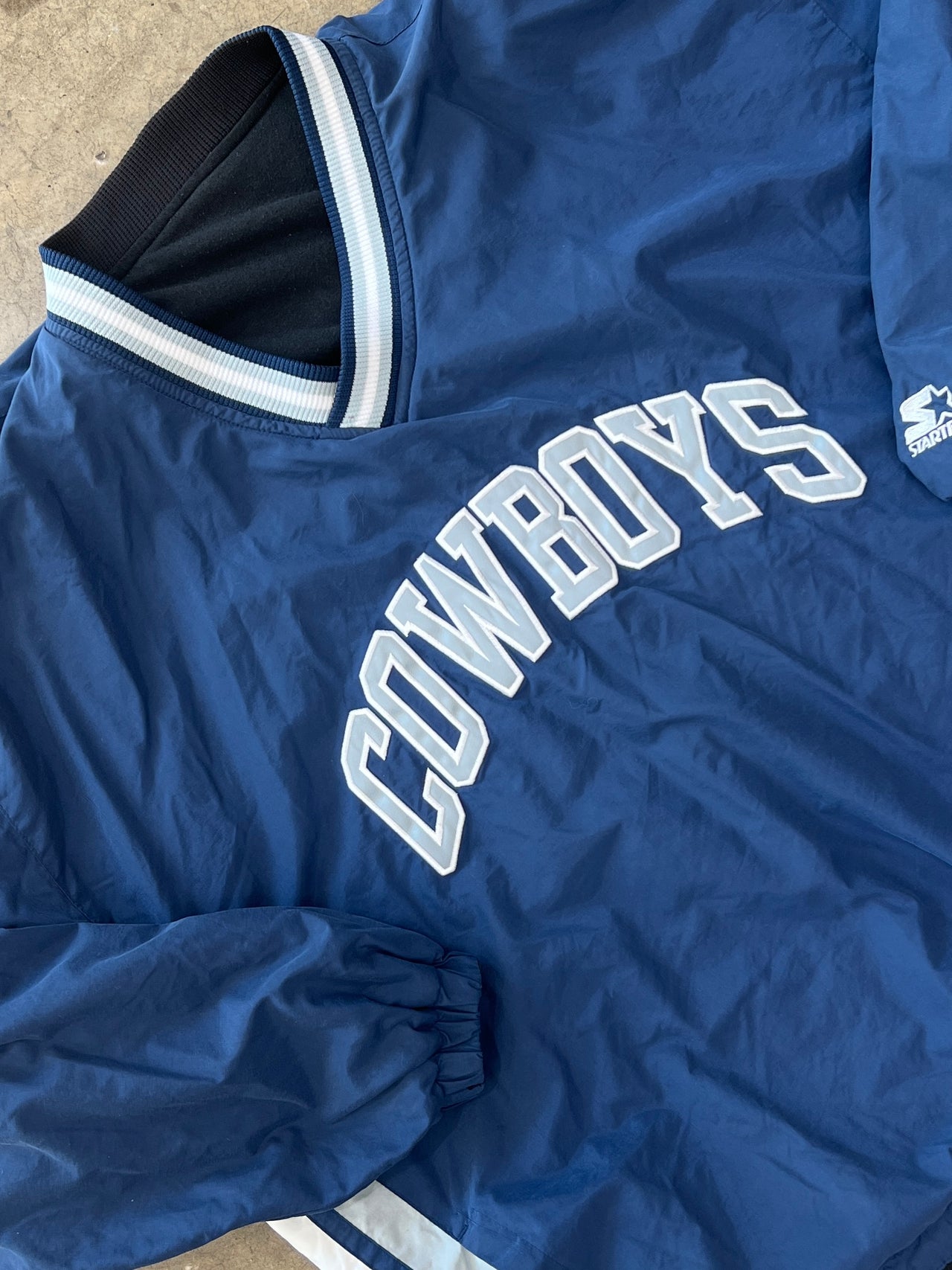 90s NFL Starter Dallas Cowboys Pro Line Pullover Vneck