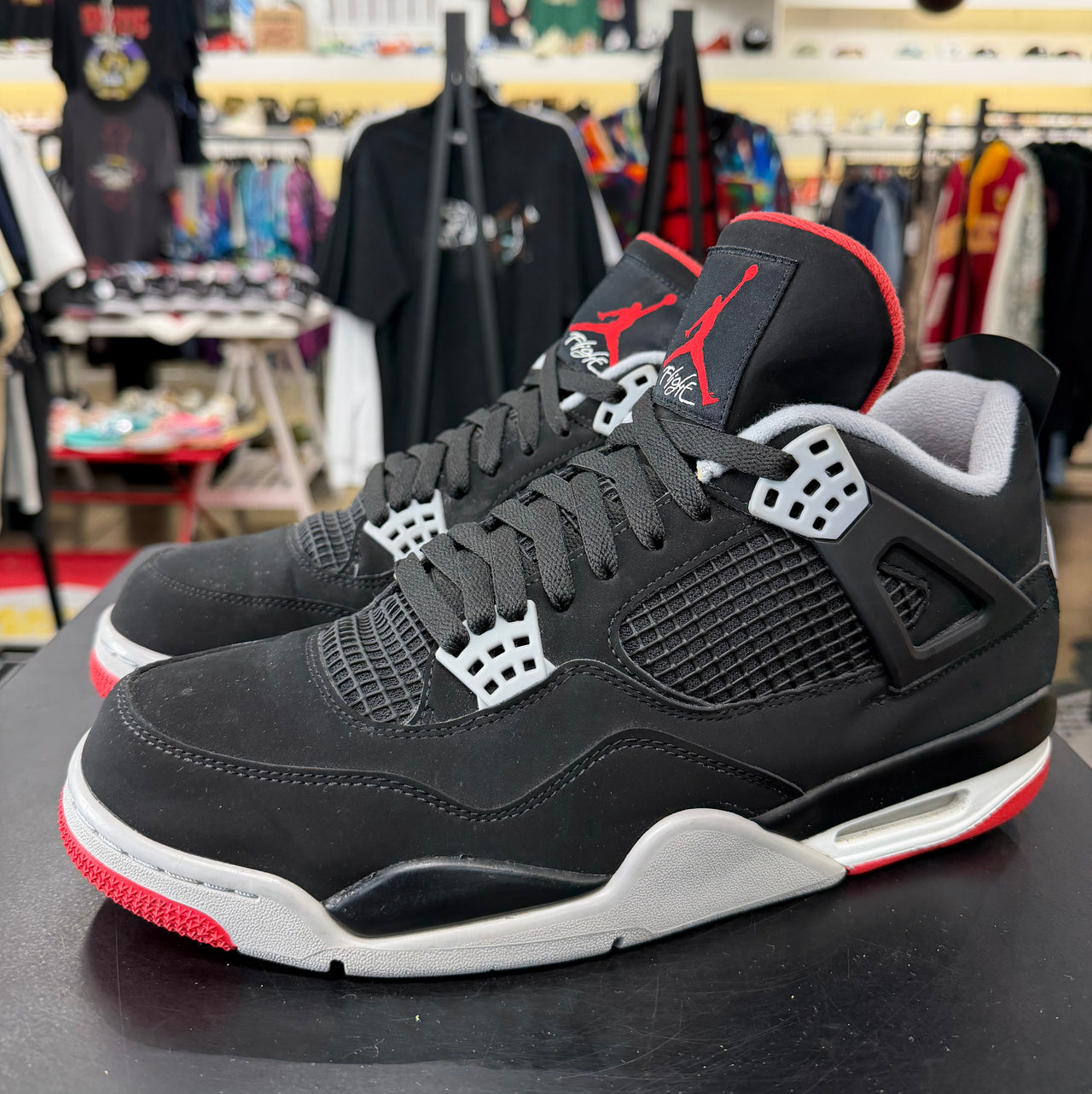 Air Jordan 4 Bred (2019)