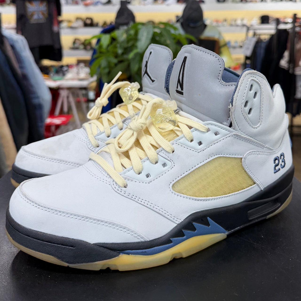 Air Jordan 5 Retro A Ma Maniére Dawn (2023)