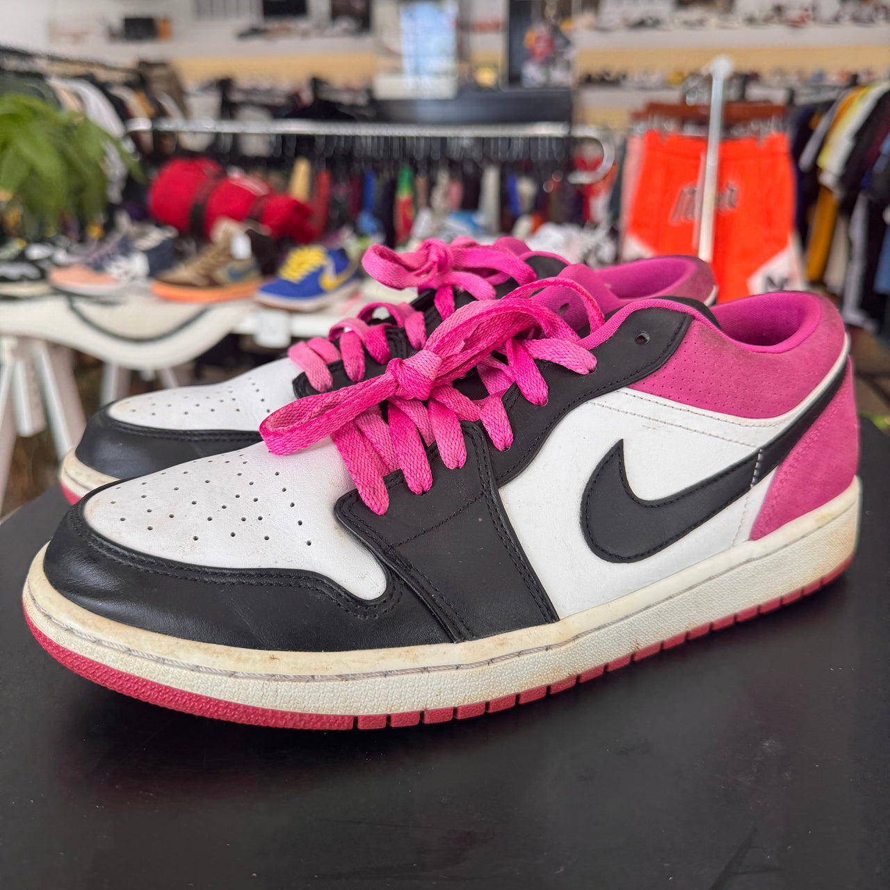 Air Jordan 1 Low Black Active Fuchsia (2020)