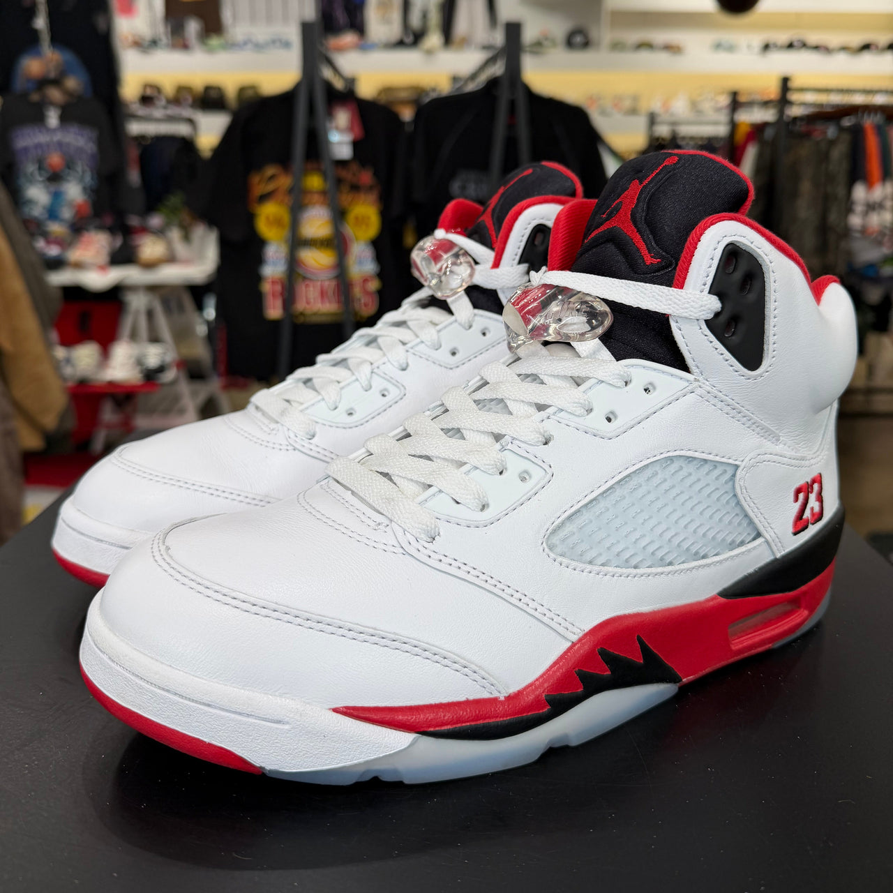 Air Jordan 5 Fire Red Black Tongue (2025)