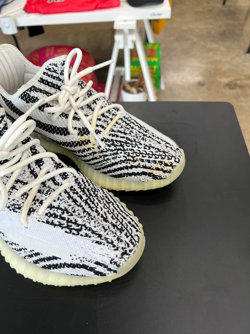 Yeezy 350 V2 Zebra