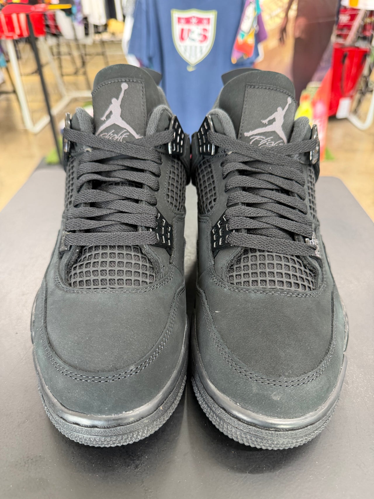 Air Jordan 4 Black Cat (2025)