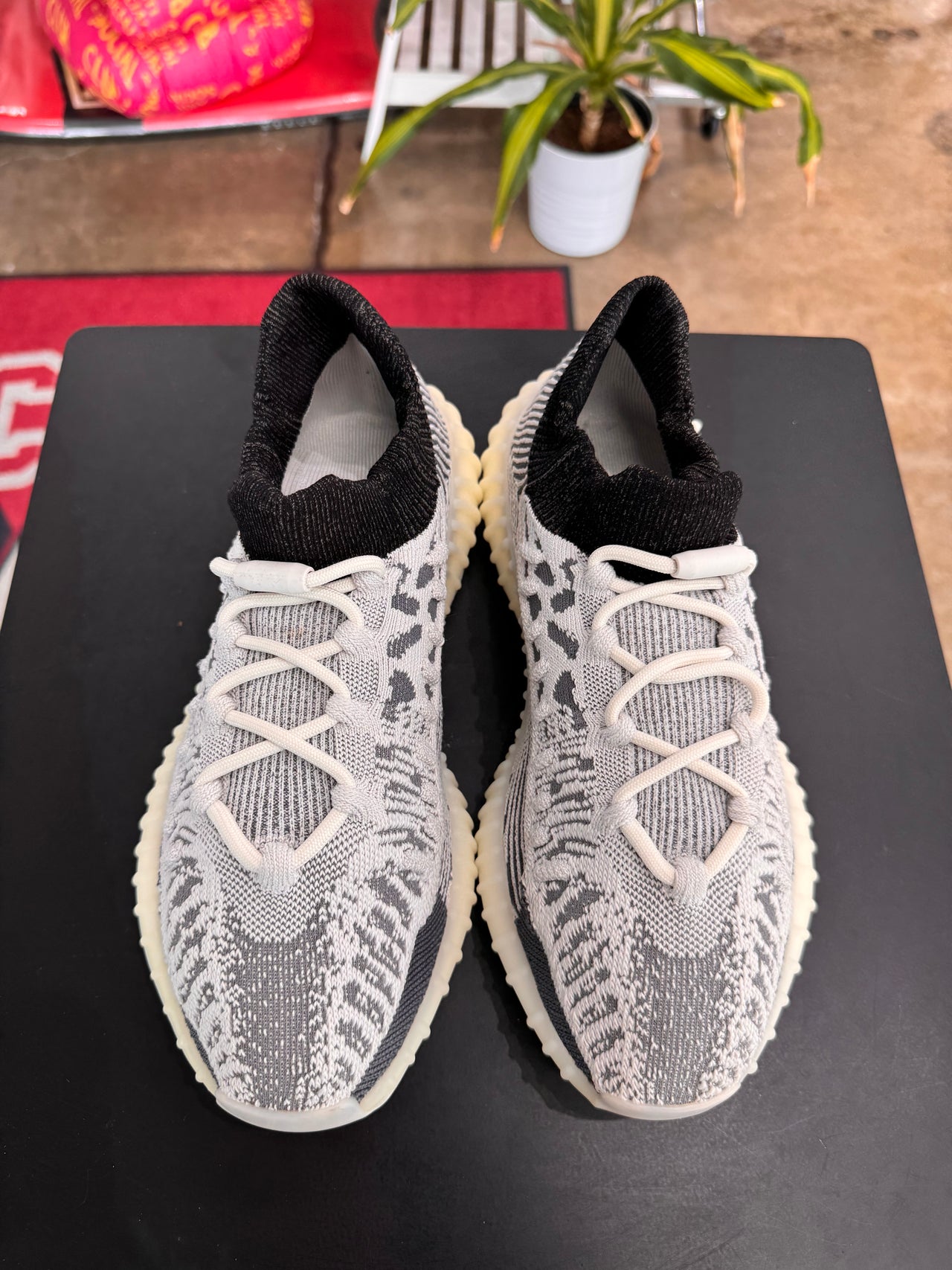 Yeezy 350 V2 CMPCT Slate Panda (2023)