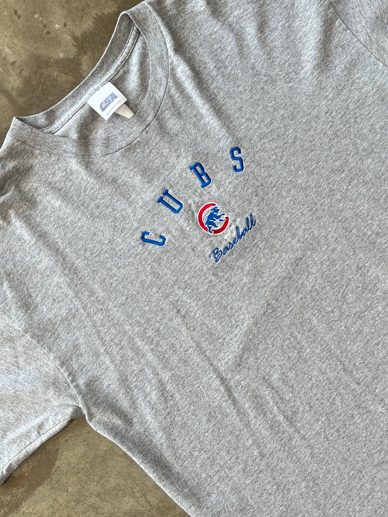 MLB Chicago Cubs Embroidered Baseball Tee