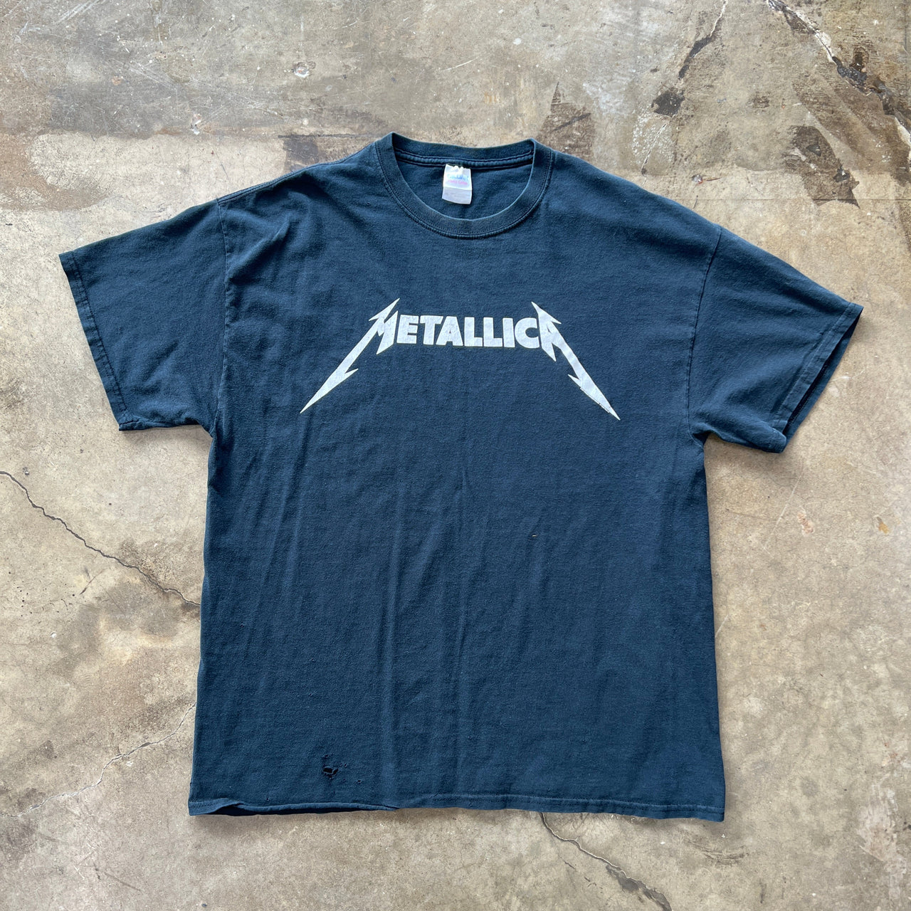 Metallica Logo Tee