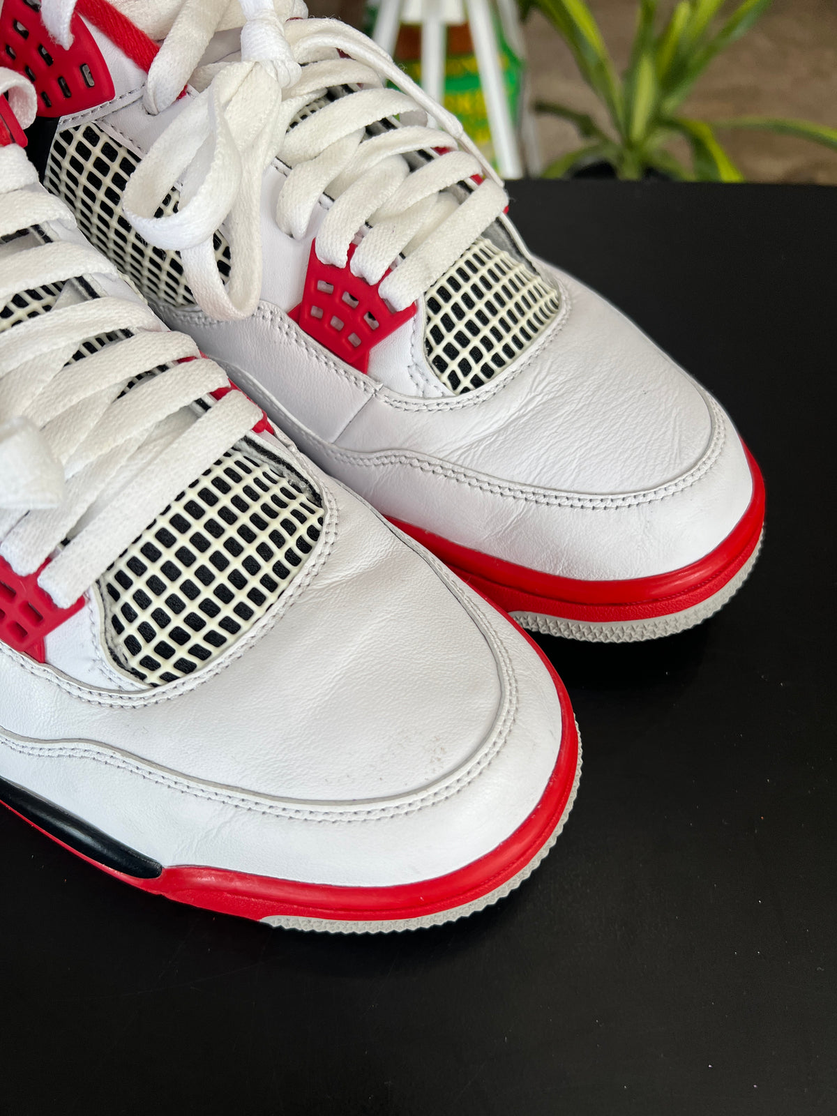 Air Jordan 4 Fire Red (2020)