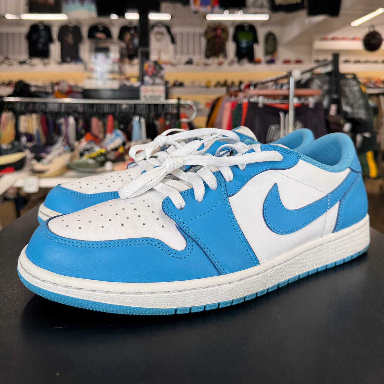 Air Jordan 1 Low SB UNC (2019)