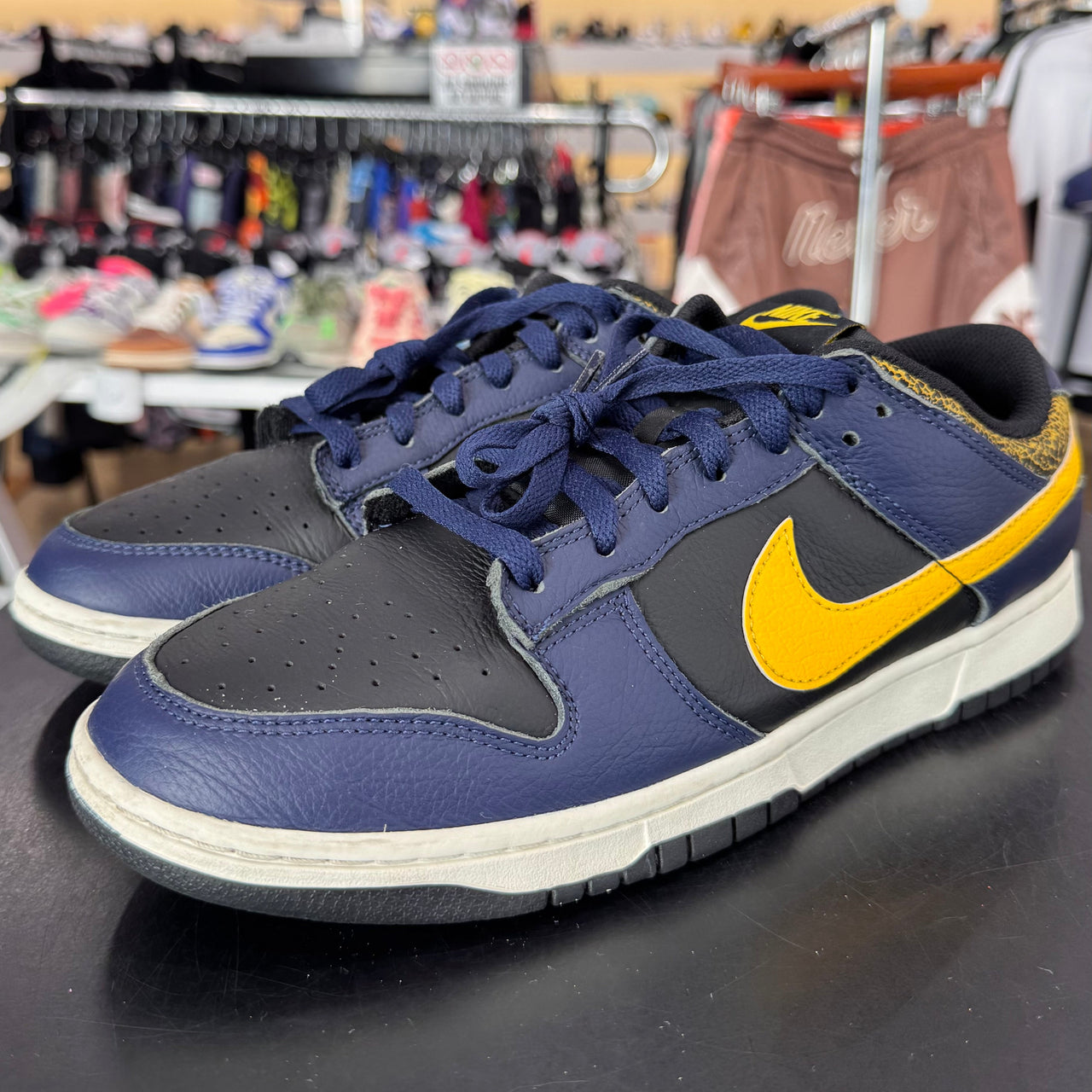Nike Dunk Low Vintage Michigan (2024)