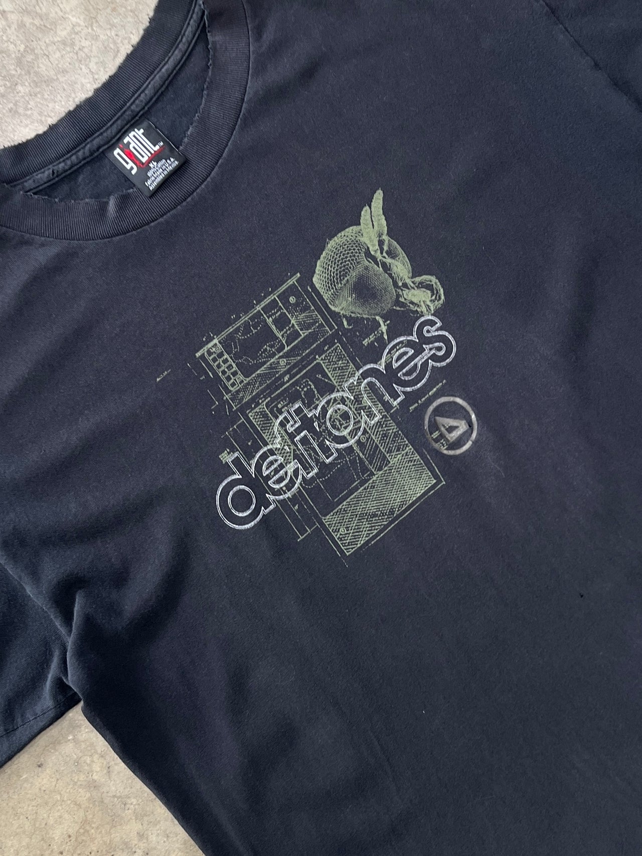 2000s Deftones House Giant Band Tee