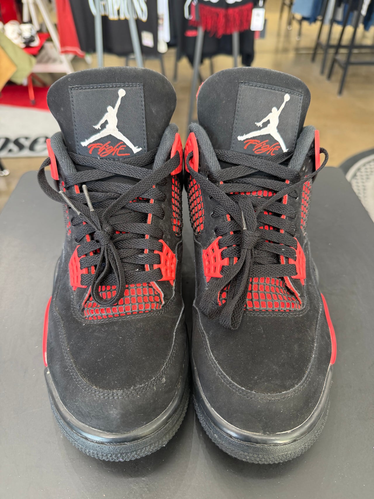 Air Jordan 4 Red Thunder (2022)
