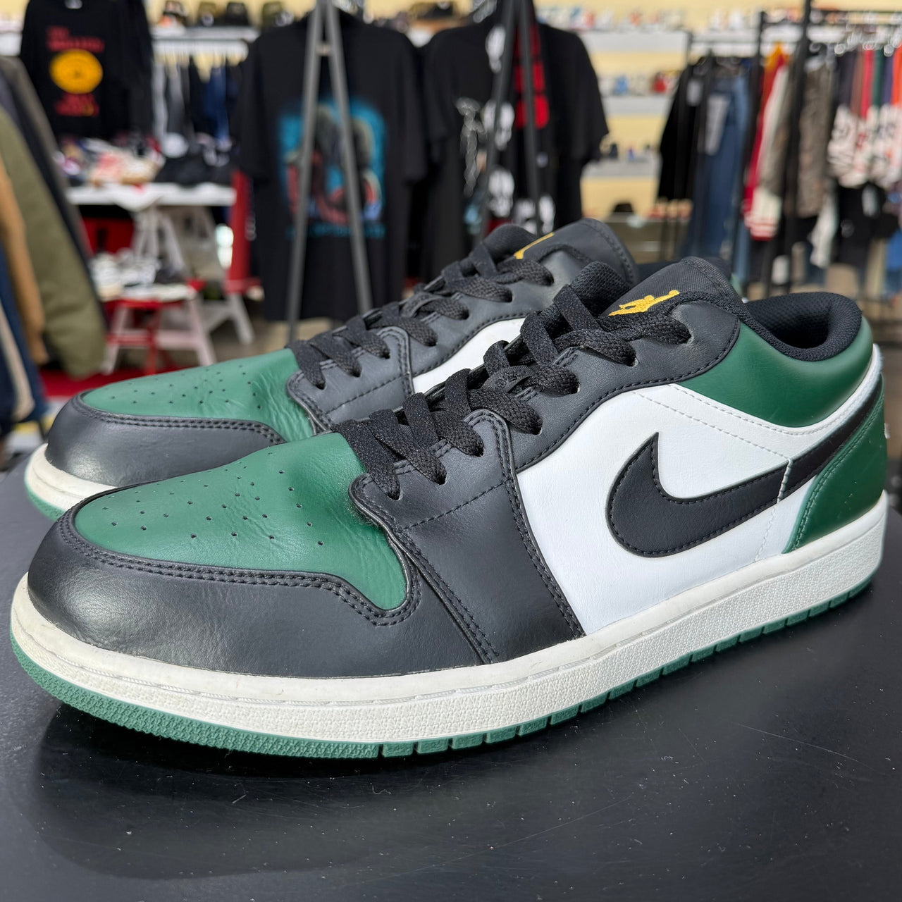 Air Jordan 1 Low Green Toe (2021)