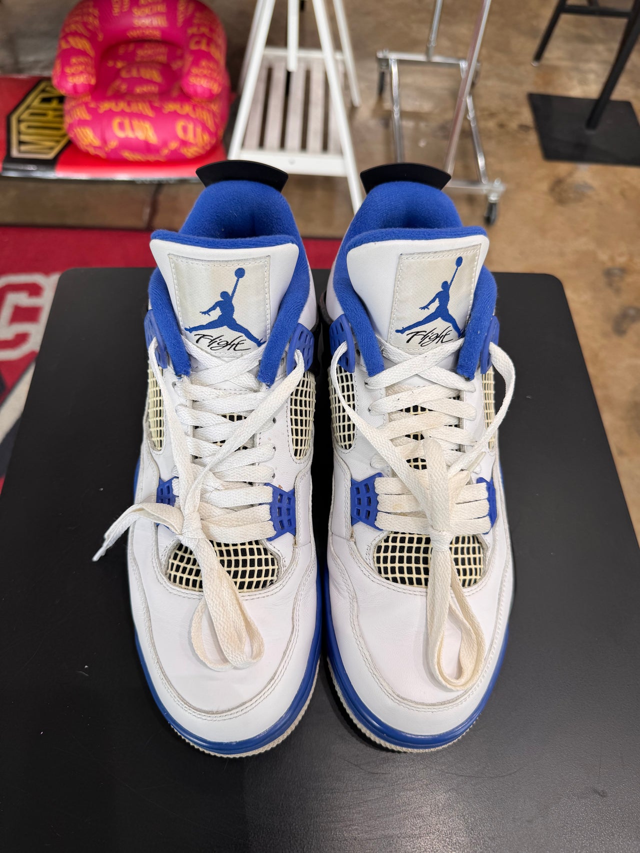 Air Jordan 4 Motorsports (2017)