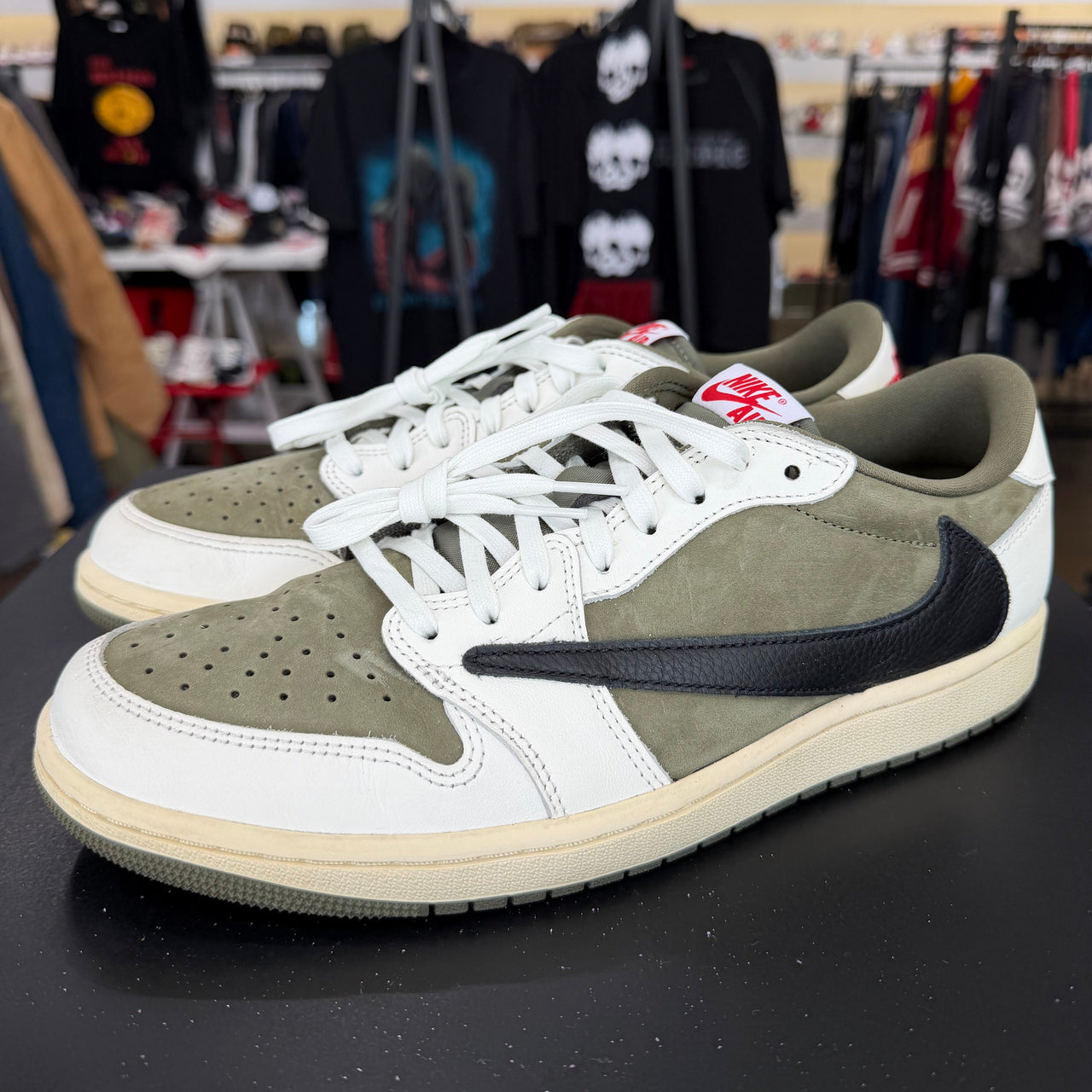 Air Jordan 1 Low Travis Scott Medium Olive (2024)