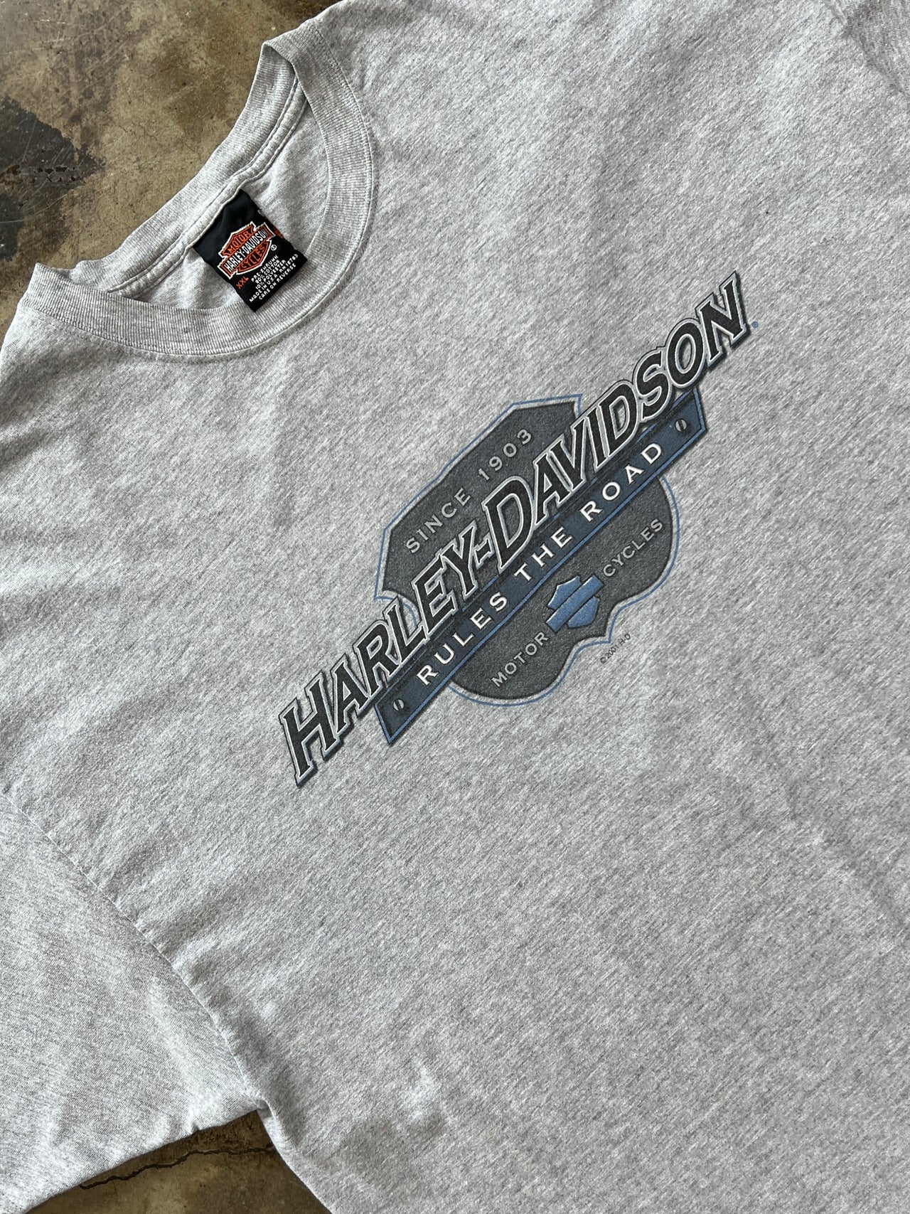 Harley Davidson 2001 House of Harley Milwaukee Motorcycle Tee