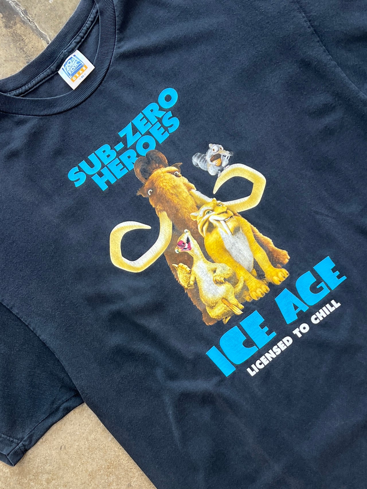2002 Ice Age Sub-Zero Heros Disney Fox Movie Promo Tee