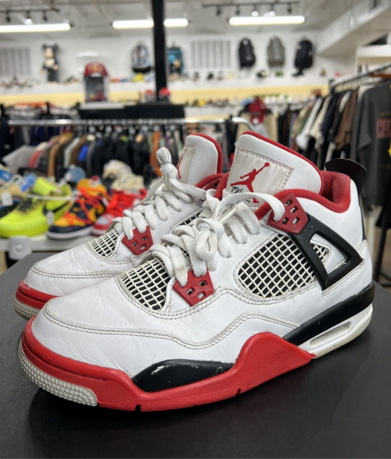 Air Jordan 4 Fire Red (2020)