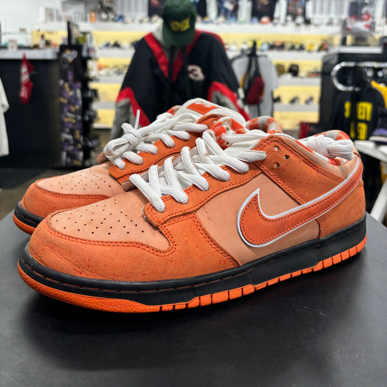 Nike SB Dunk Low Orange Lobster Sz. 11