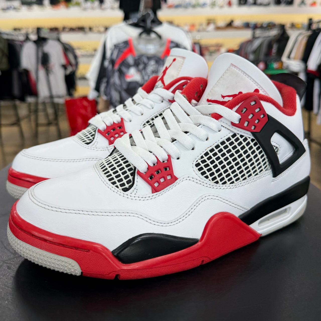Air Jordan 4 Fire Red (2020)