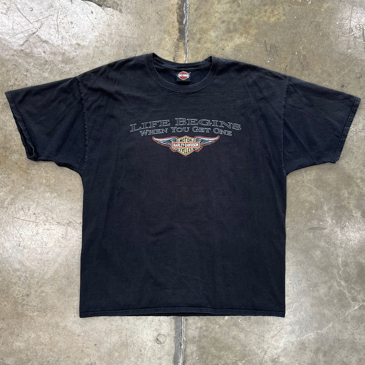 2009 Harley Davidson Life Begins Horseshoe Motorcycle Bluegrass Tee