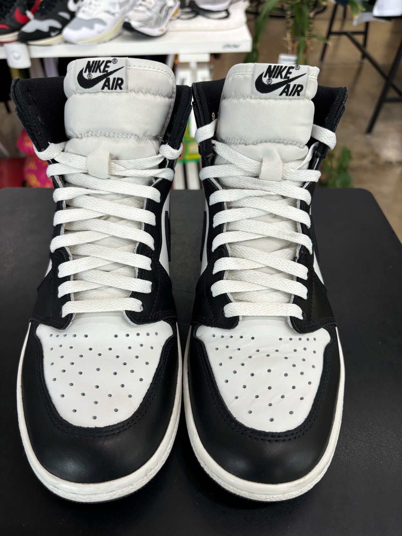 Air Jordan 1 Black White (2023)