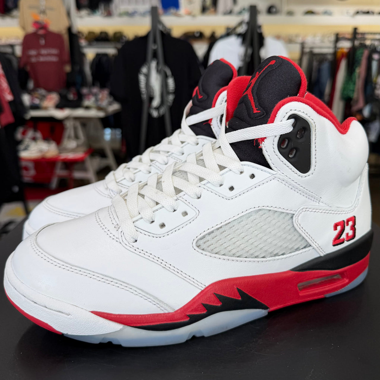 Air Jordan 5 Fire Red Black Tongue (2025)