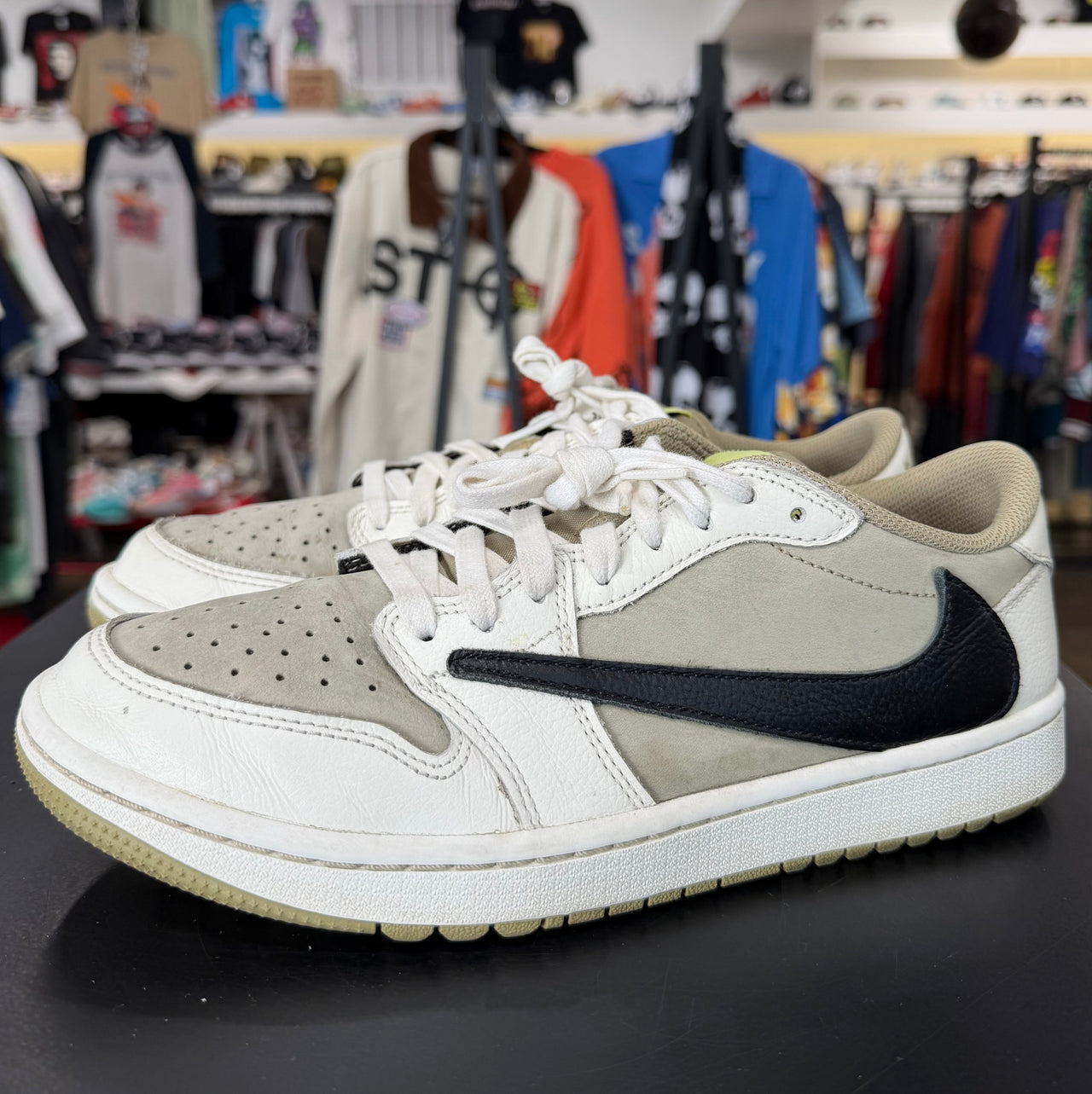 Jordan 1 Low Golf Travis Scott Neutral Olive (2023)