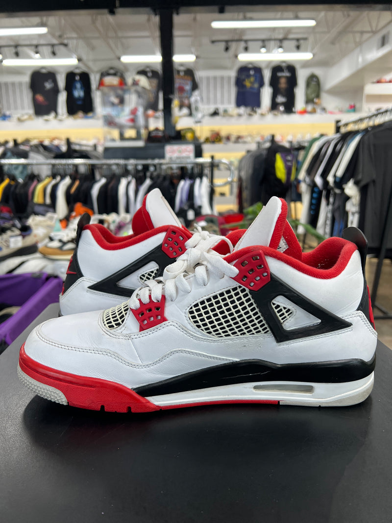 Air Jordan 4 Fire Red 10.5 (2020)