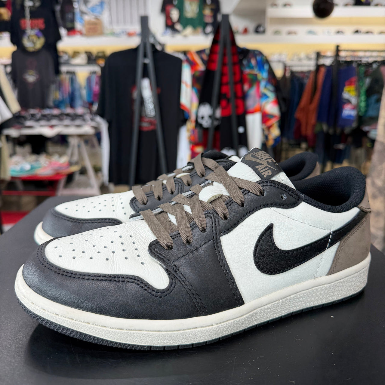 Air Jordan 1 Low Mocha (2024)
