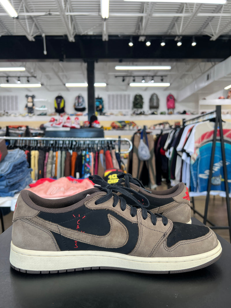 Air Jordan 1 Low Travis Scott Mocha