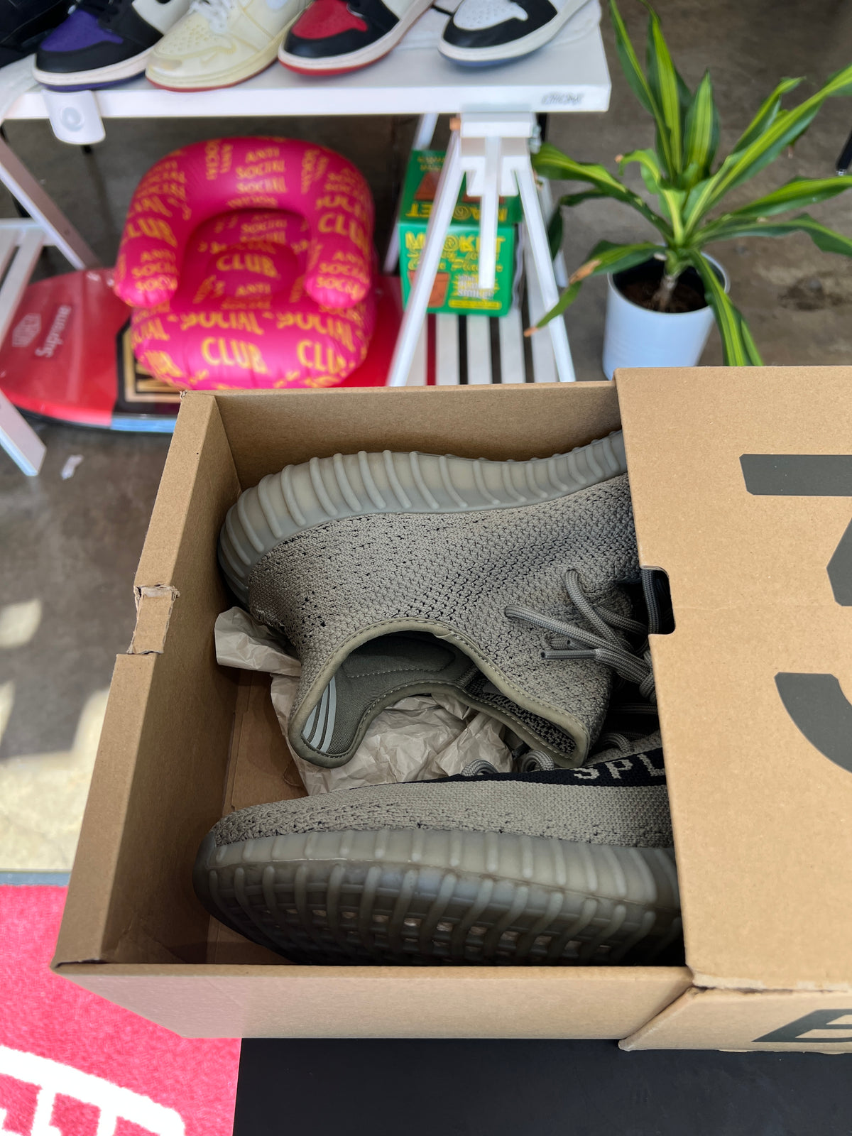 Adidas Yeezy Boost 350 V2 Granite Sz. 13 (2023)