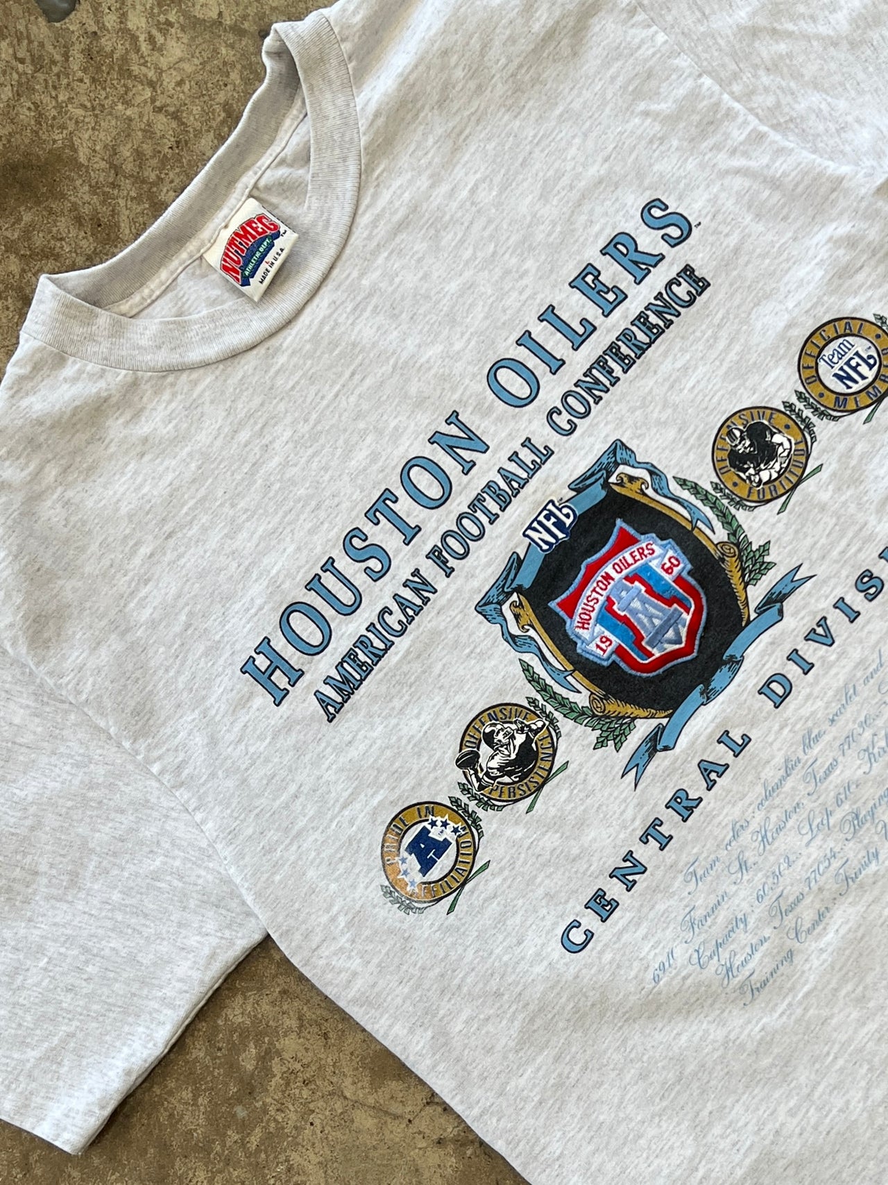 90s NFL Houston Oilers Nutmeg Embroidered Logo Single Stitch Tee