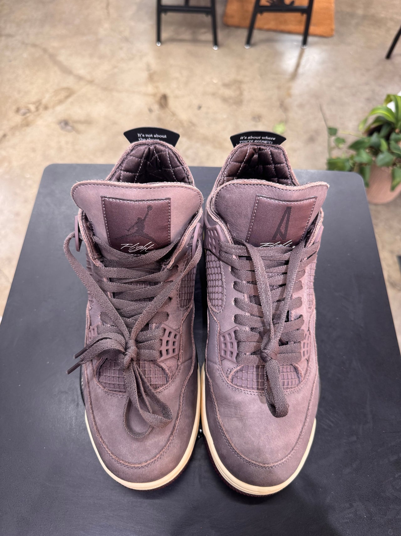 Air Jordan 4 A Ma Maniere Violet Ore (2022)
