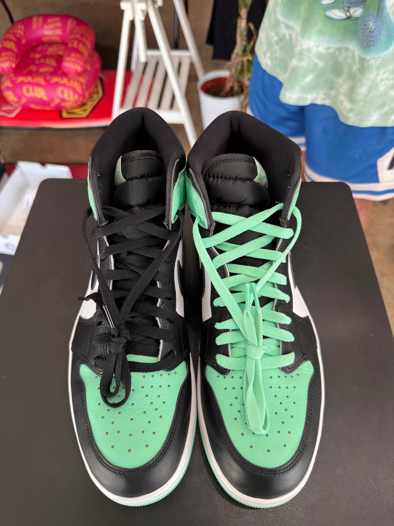 Air Jordan 1 Green Glow (2024)