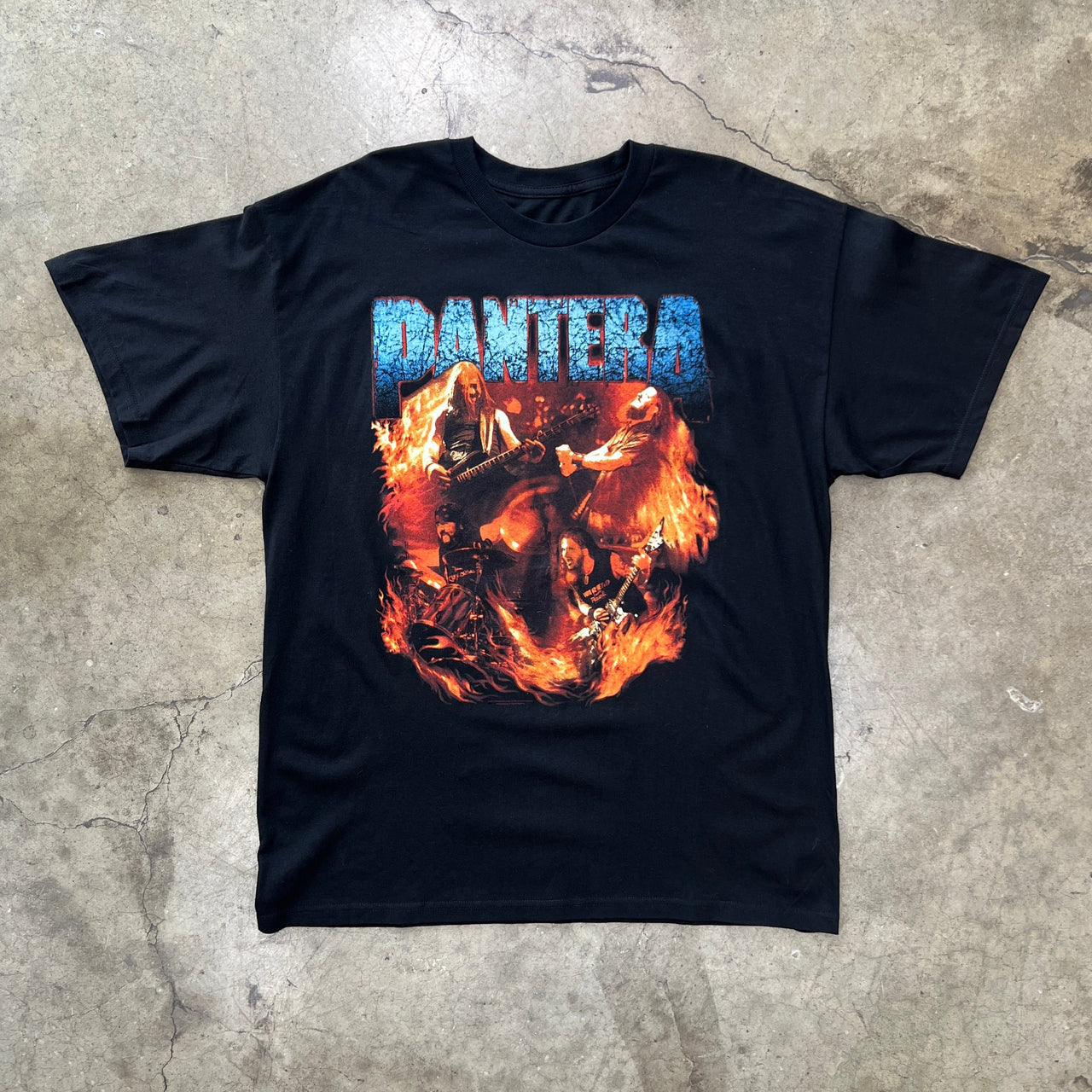 2004 Pantera Band Flames Concert Tee