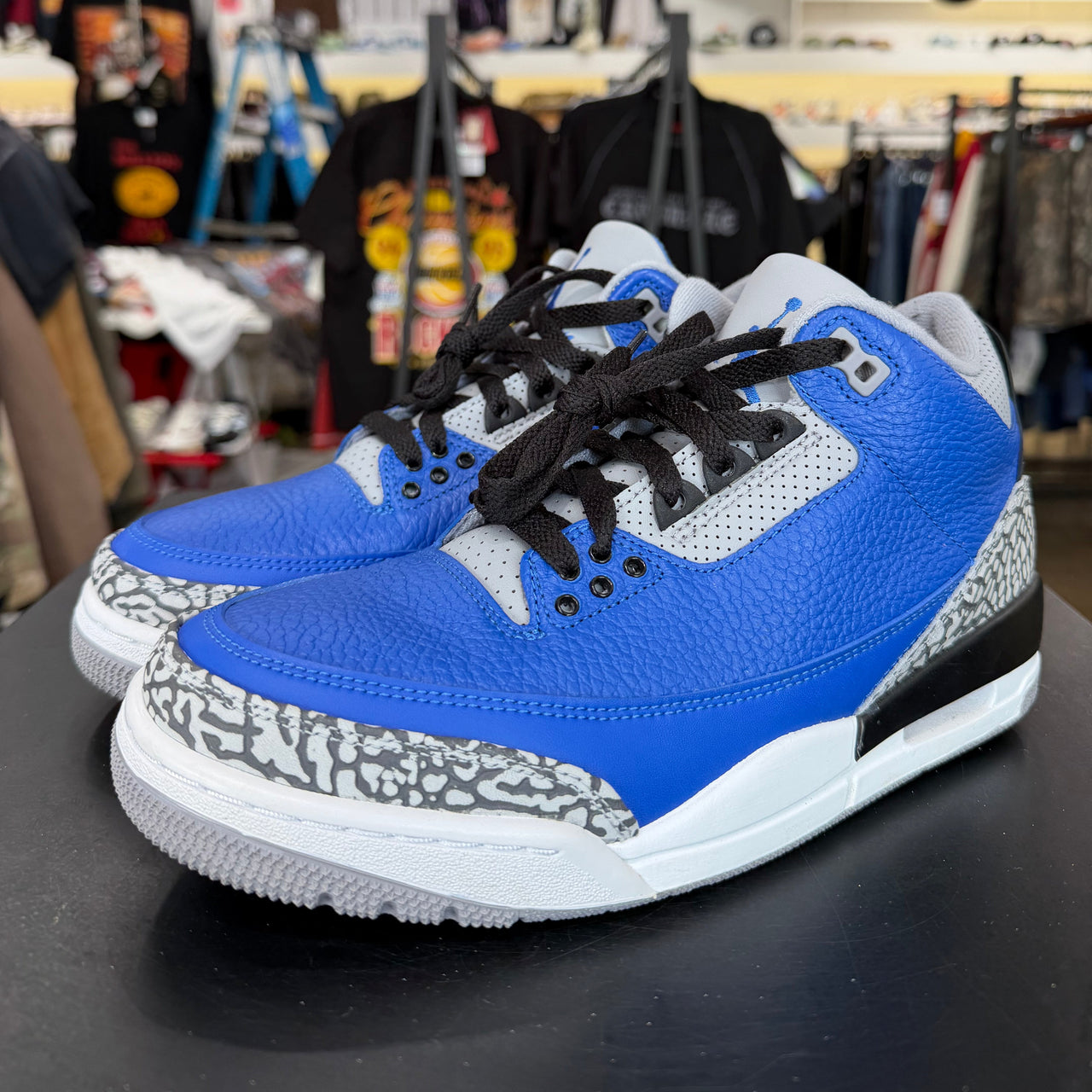 Air Jordan 3 Varsity Royal Cement (2020)