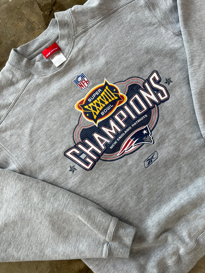 Rebook Patriots Super Bowl XXXVIII Crewneck