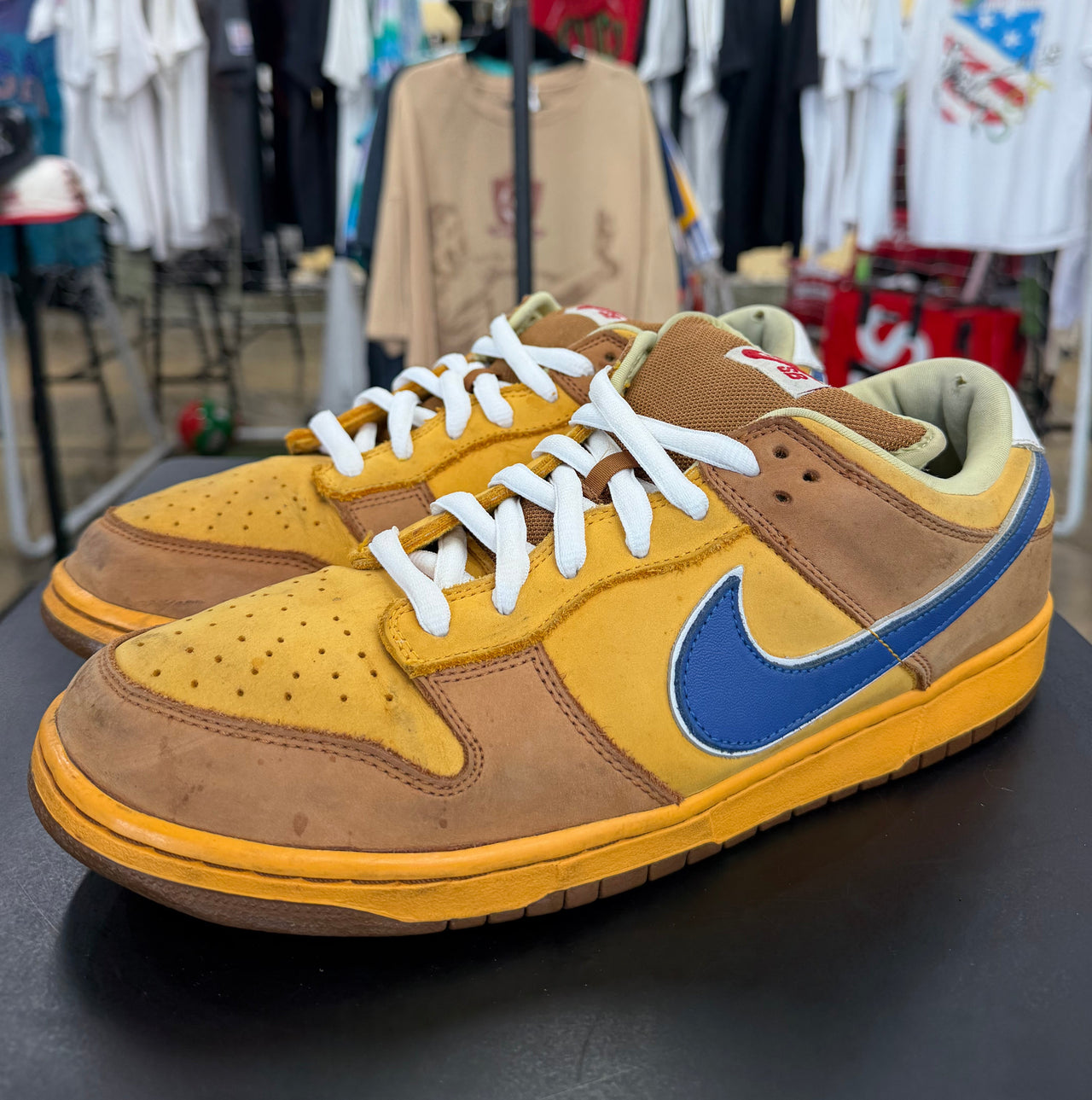 Nike SB Dunk Low Newcastle Brown Ale (2008)