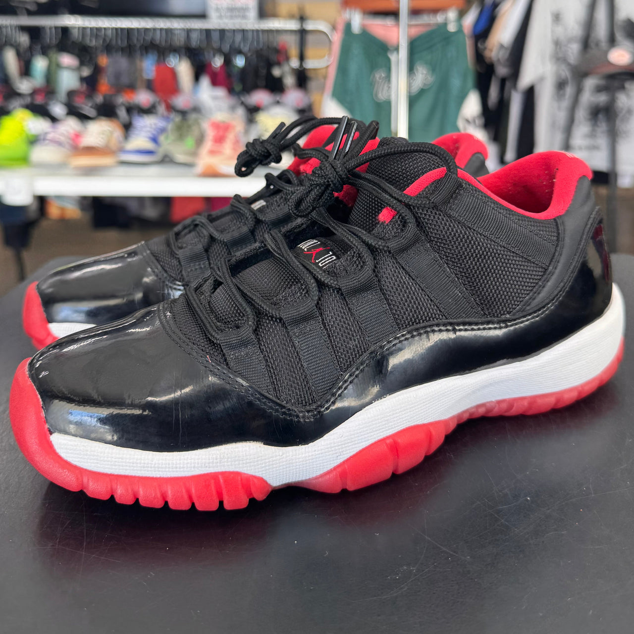 Air Jordan 11 Low Bred (2015)