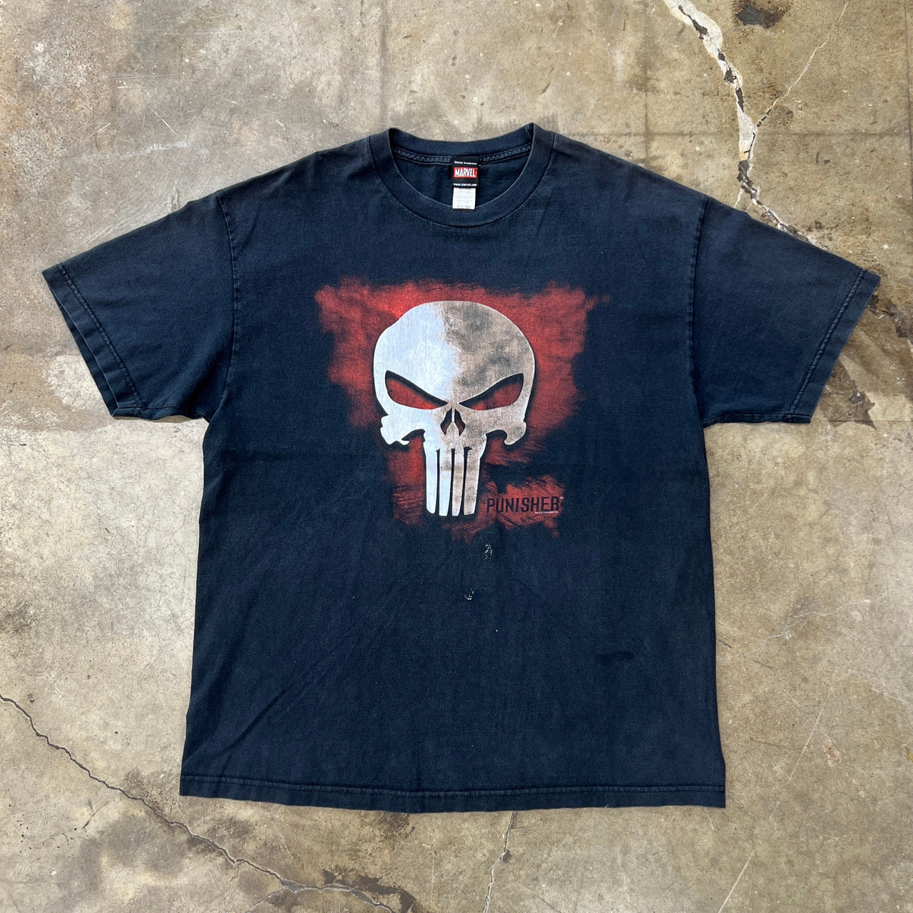 2004 Marvel The Punisher Skull Logo Tee