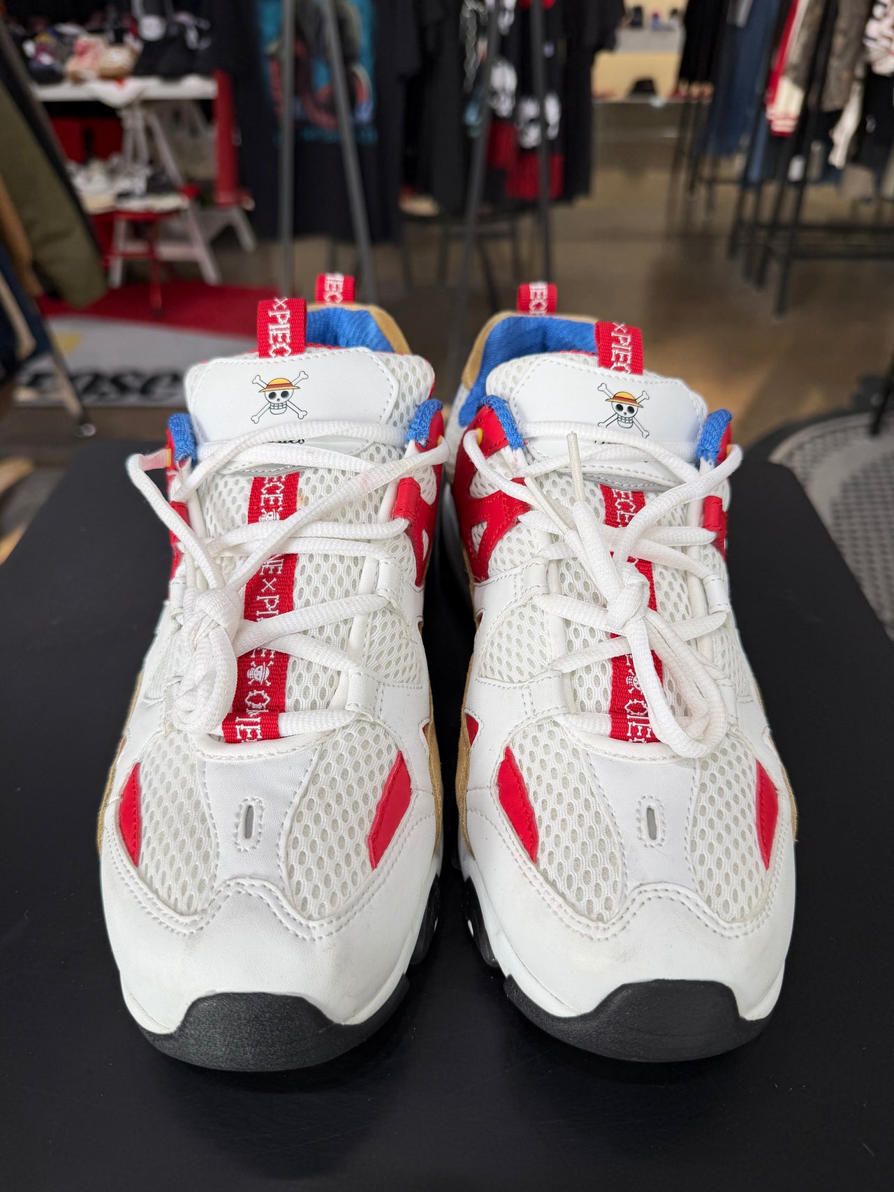 Skechers D’Lites 2 x One Piece Sneakers