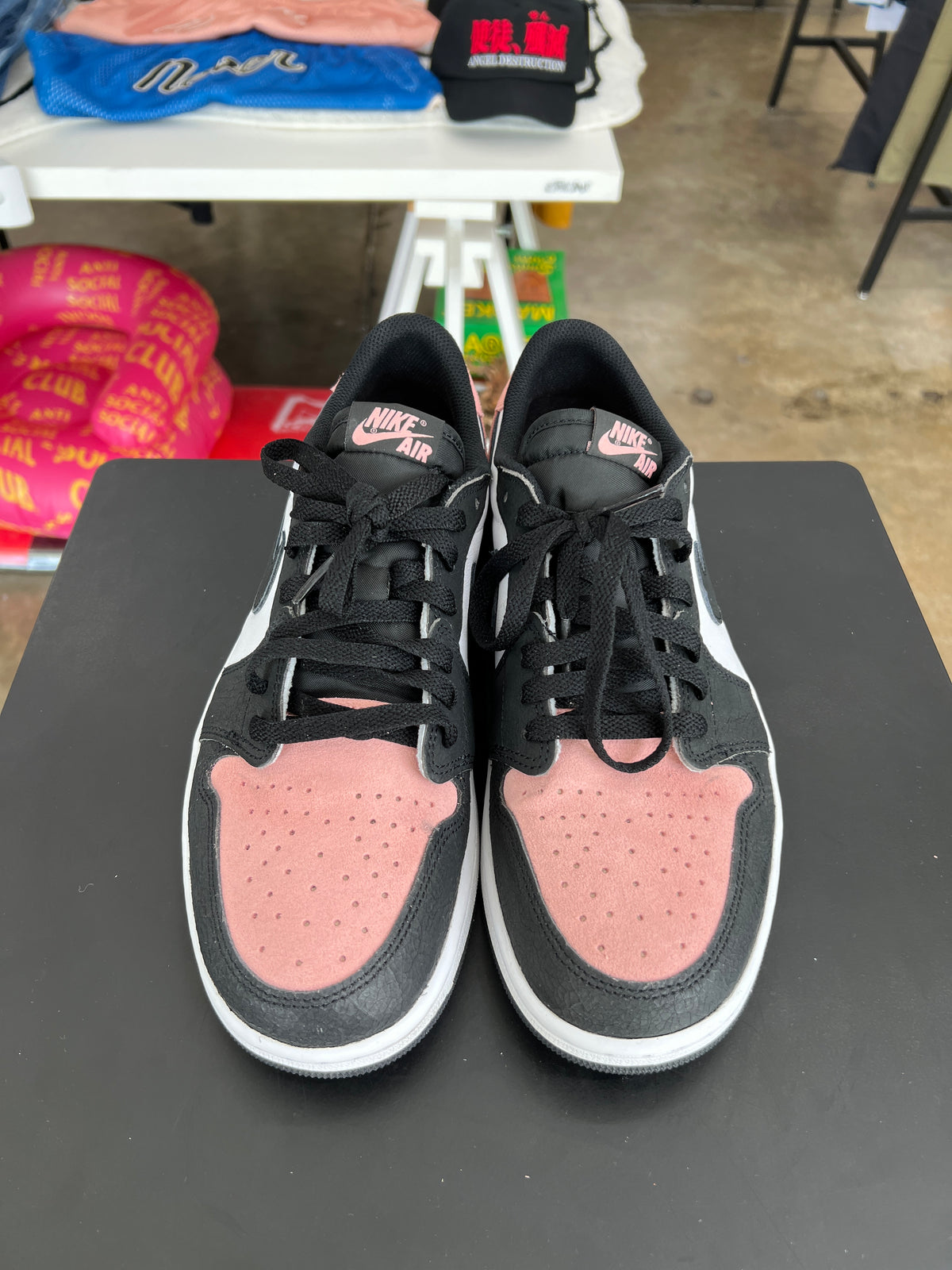 Air Jordan 1 Low Bleached Coral