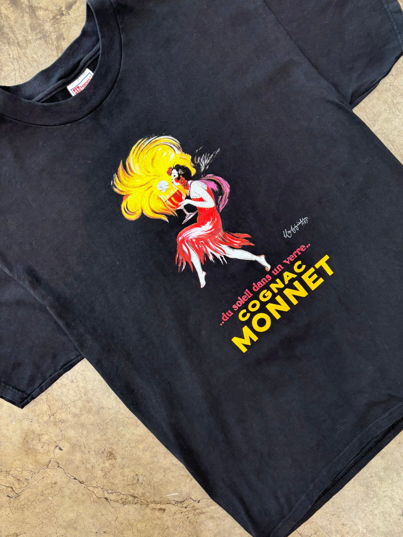 Cognac Monnet Flapper Girl Promo Tee Large