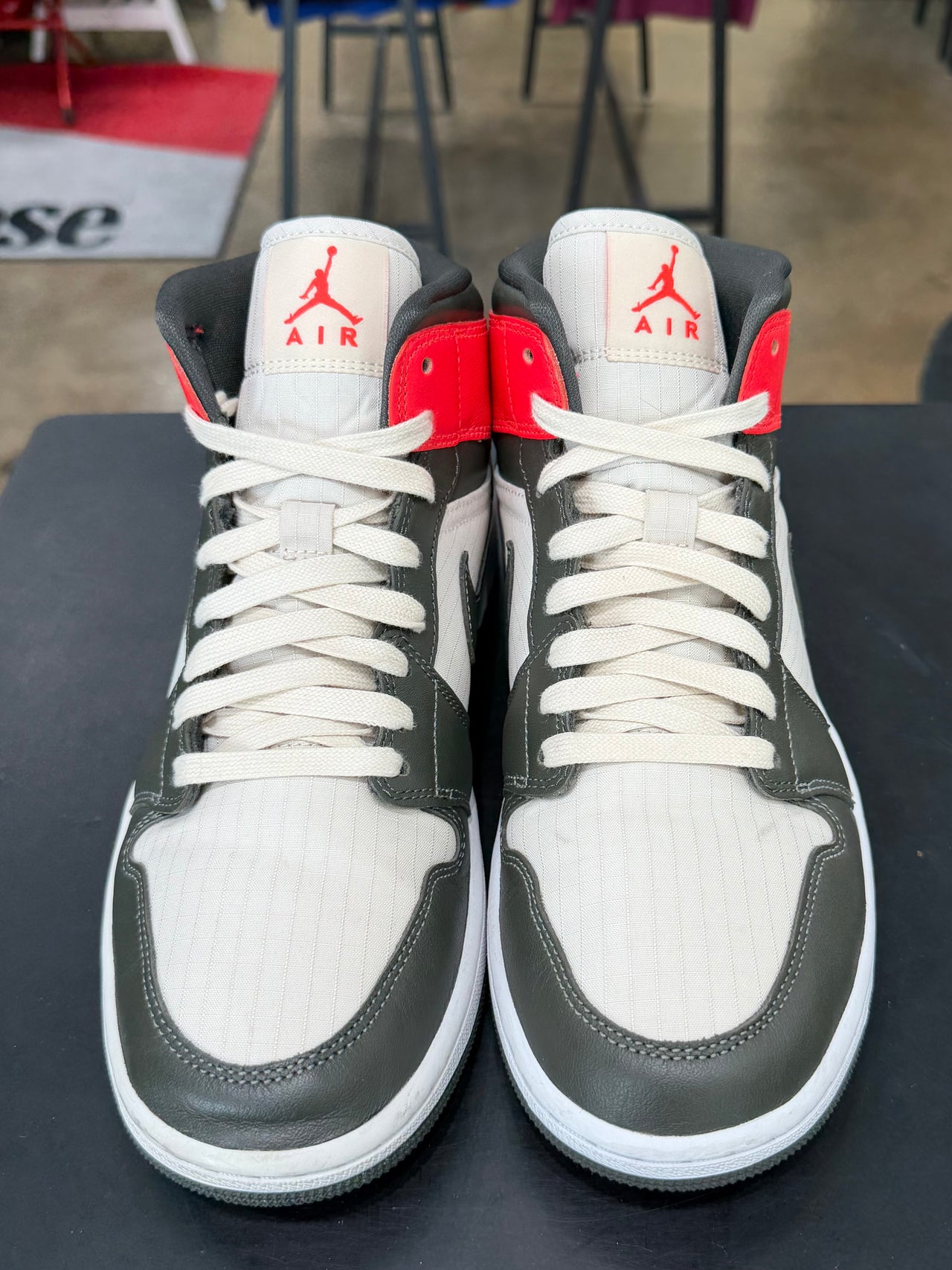 Jordan 1 Mid Newsprint Light Orewood Brown (2022)